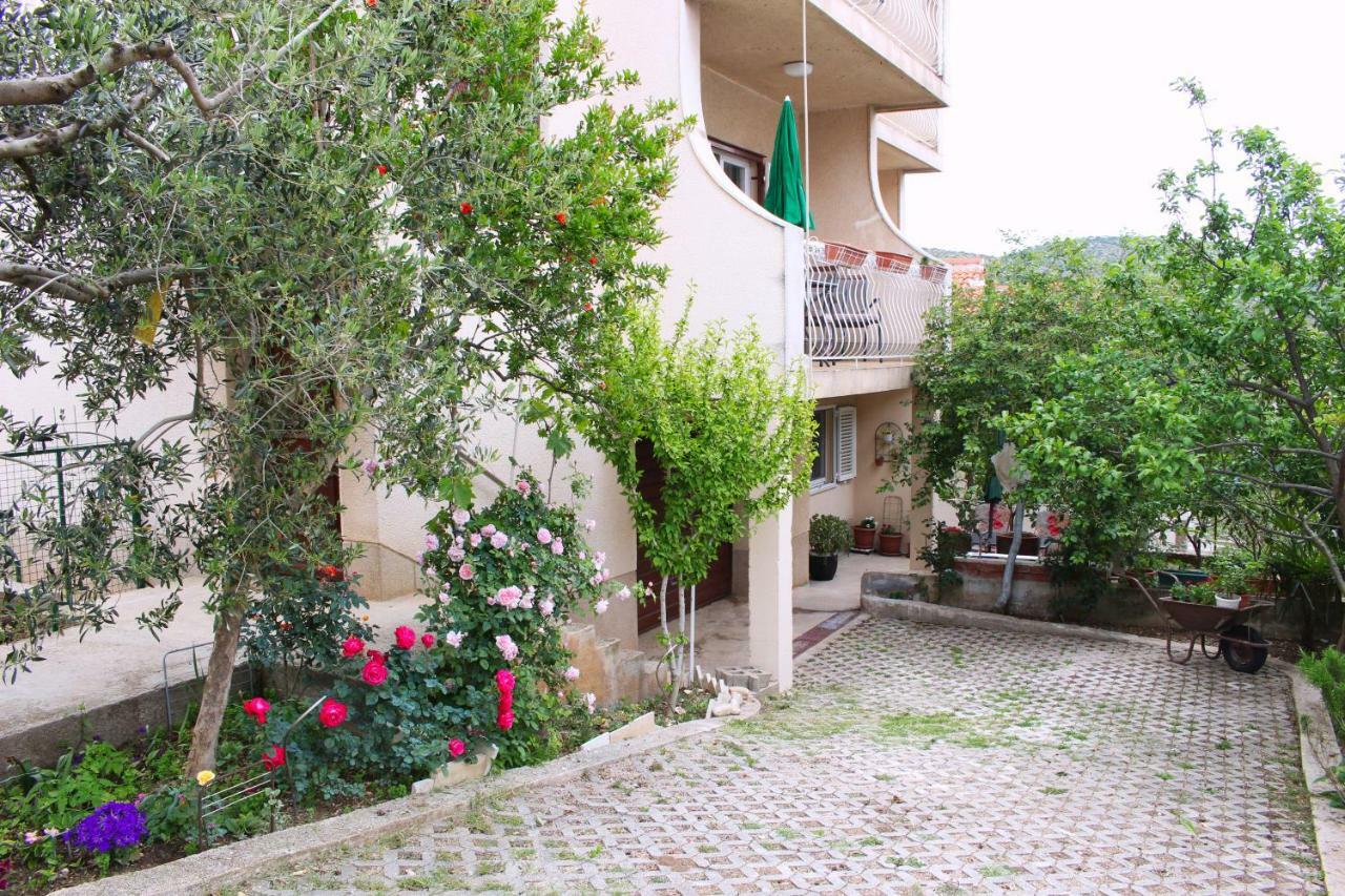 Apartments Sunag Σίμπενικ Εξωτερικό φωτογραφία